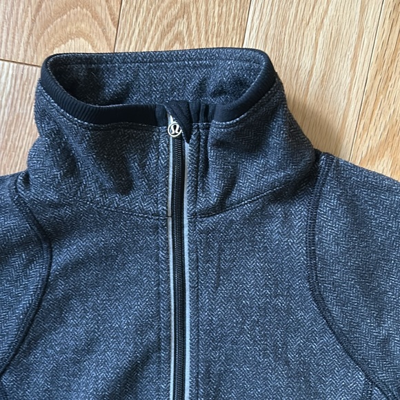 💗gorgeous charcoal grey zip💗 - Picture 2 of 4